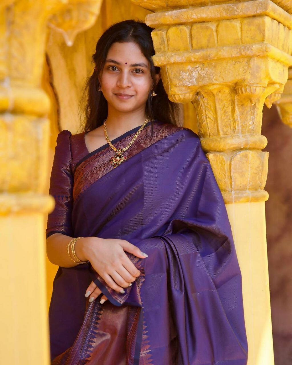 DEIANA'S Beautiful Designer Golden zari Soft Lichi Silk Saree - Blue | Grocsy