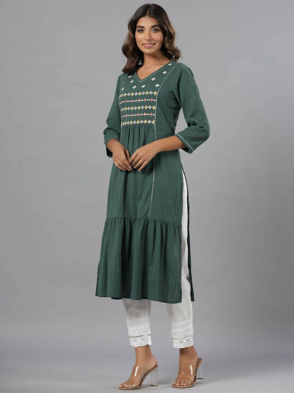 Juniper Women Green Seer Sucker Embroidered High Slit Kurta | Grocsy