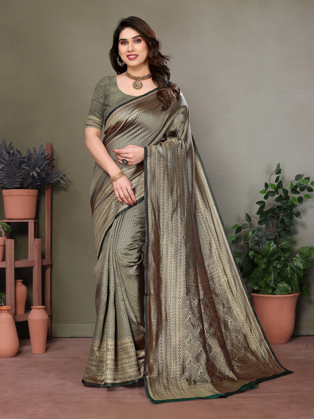 Vedant Vastram Litchi Silk Banarasi Silk Saree - Bottle Green | Grocsy