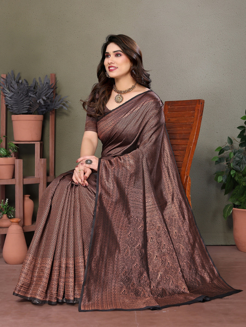 Vedant Vastram Litchi Silk Banarasi Silk Saree - Black | Grocsy