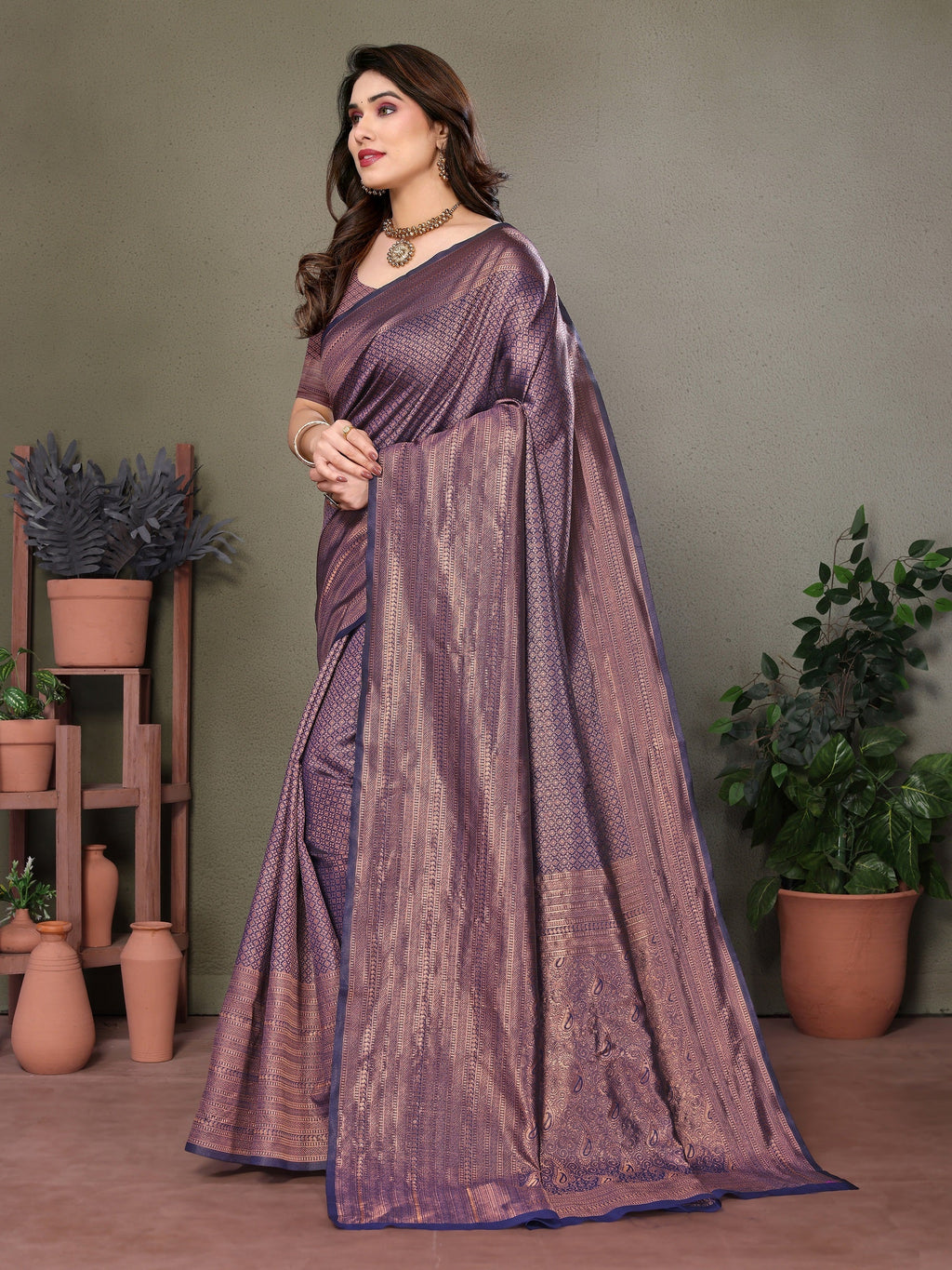 Vedant Vastram Litchi Silk Banarasi Silk Saree - Navy | Grocsy