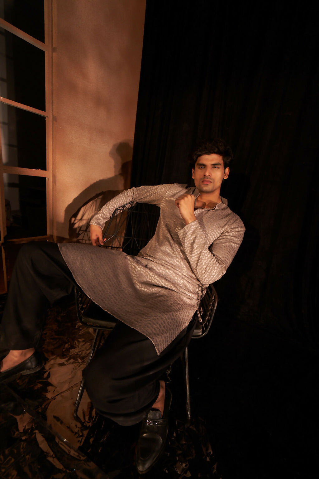 Mouve Viscose Wevon Designer Men's Kurta Set - Mahotsav | Grocsy