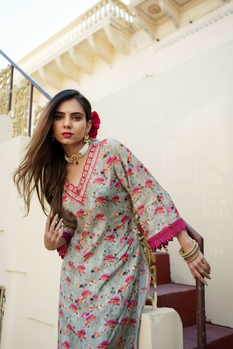 Vaasva Women Pista Green Muslin Embroidered Kurta & Pant Set | Grocsy