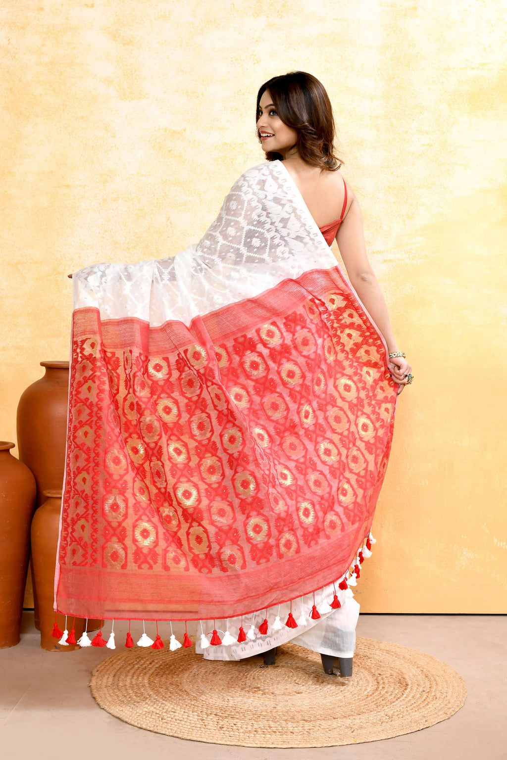 Piyari Fashion Women's White Embellished Cotton Blend Jamdani Saree | Grocsy