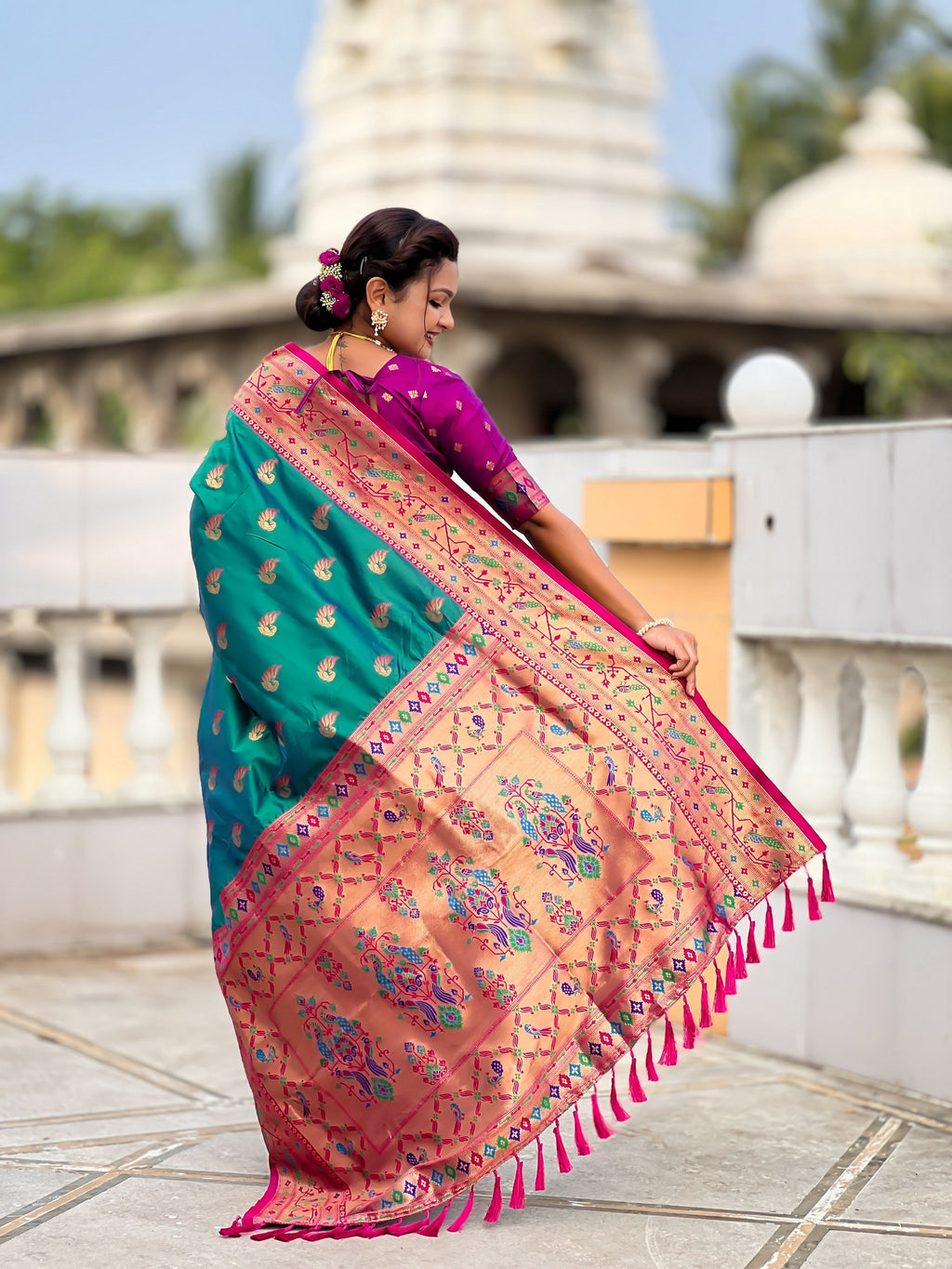 Vedant Vastram Soft Litchi Silk Paithani Jacquard Saree - Rama | Grocsy
