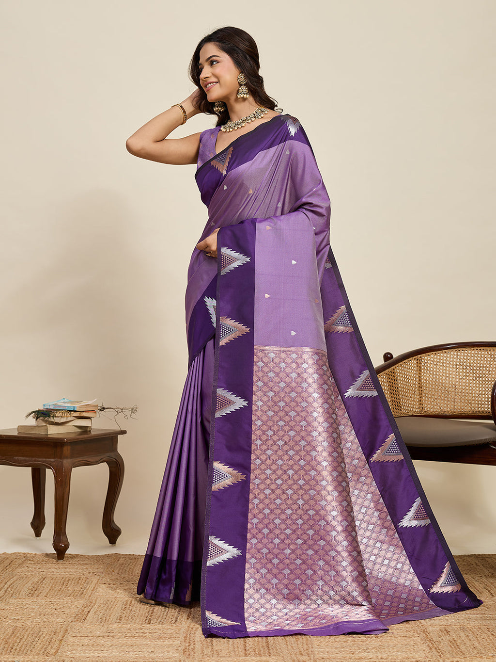 Vedant Vastram Soft Litchi Silk Banarasi Silk Jacquard Saree - Lavender | Grocsy