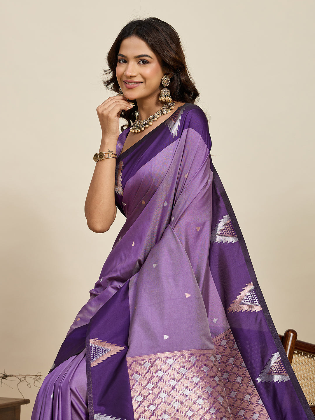 Vedant Vastram Soft Litchi Silk Banarasi Silk Jacquard Saree - Lavender | Grocsy