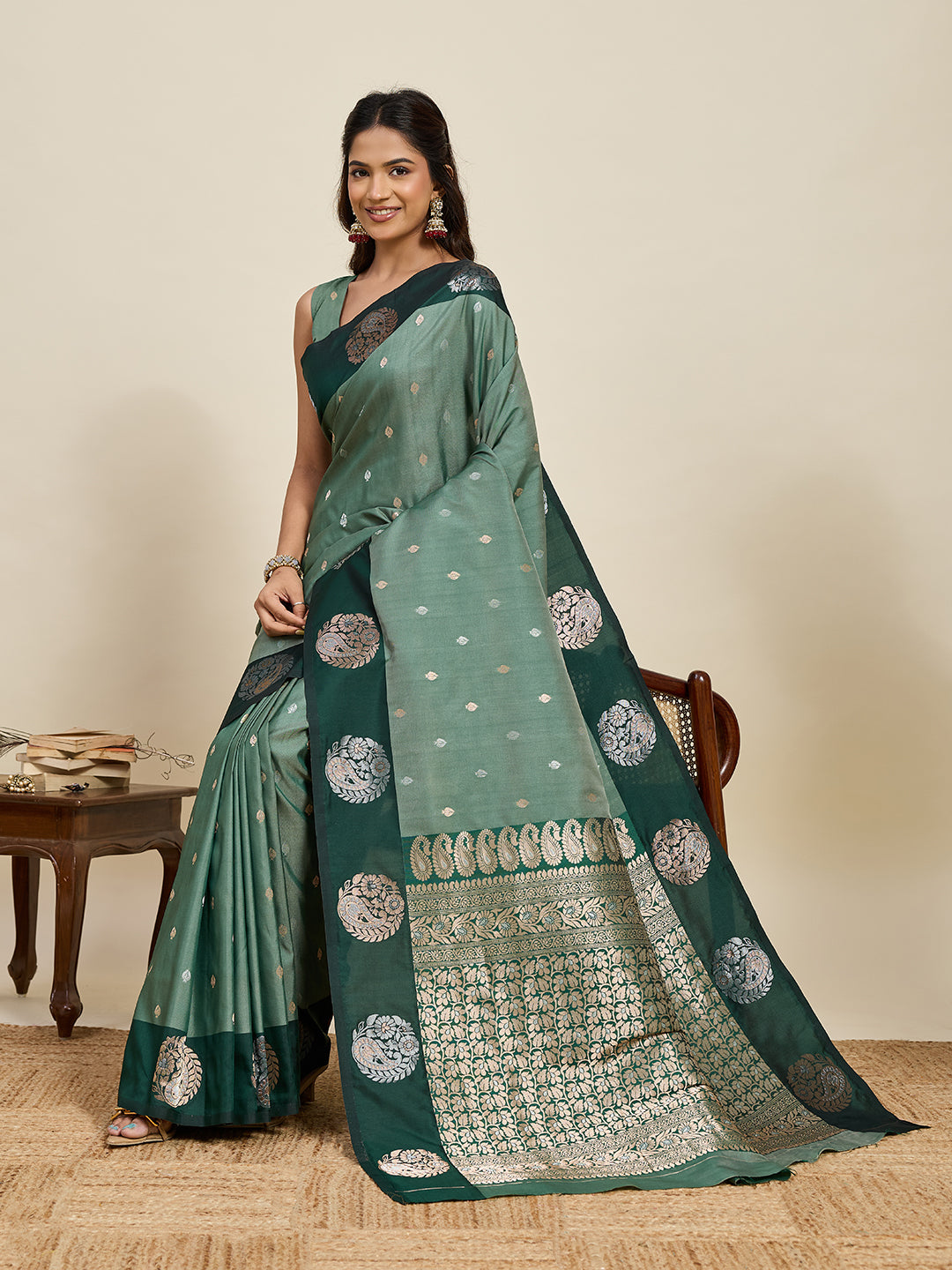 Vedant Vastram Soft Litchi Silk Banarasi Silk Jacquard Saree - Green | Grocsy