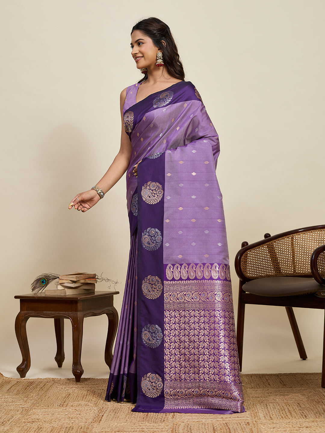Vedant Vastram Soft Litchi Silk Banarasi Silk Jacquard Saree - Lavender | Grocsy