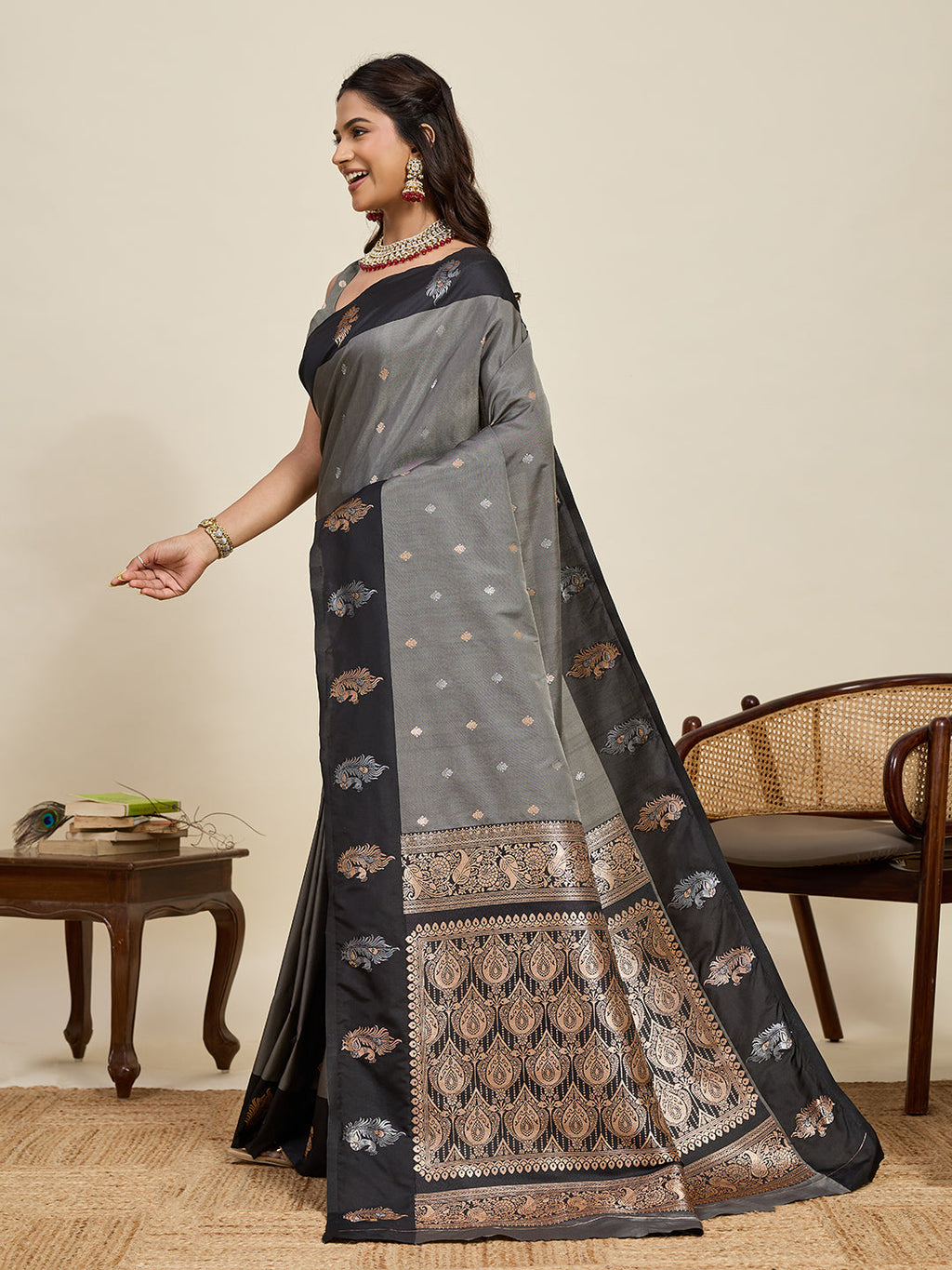 Vedant Vastram Soft Litchi Silk Banarasi Silk Jacquard Saree - Black | Grocsy