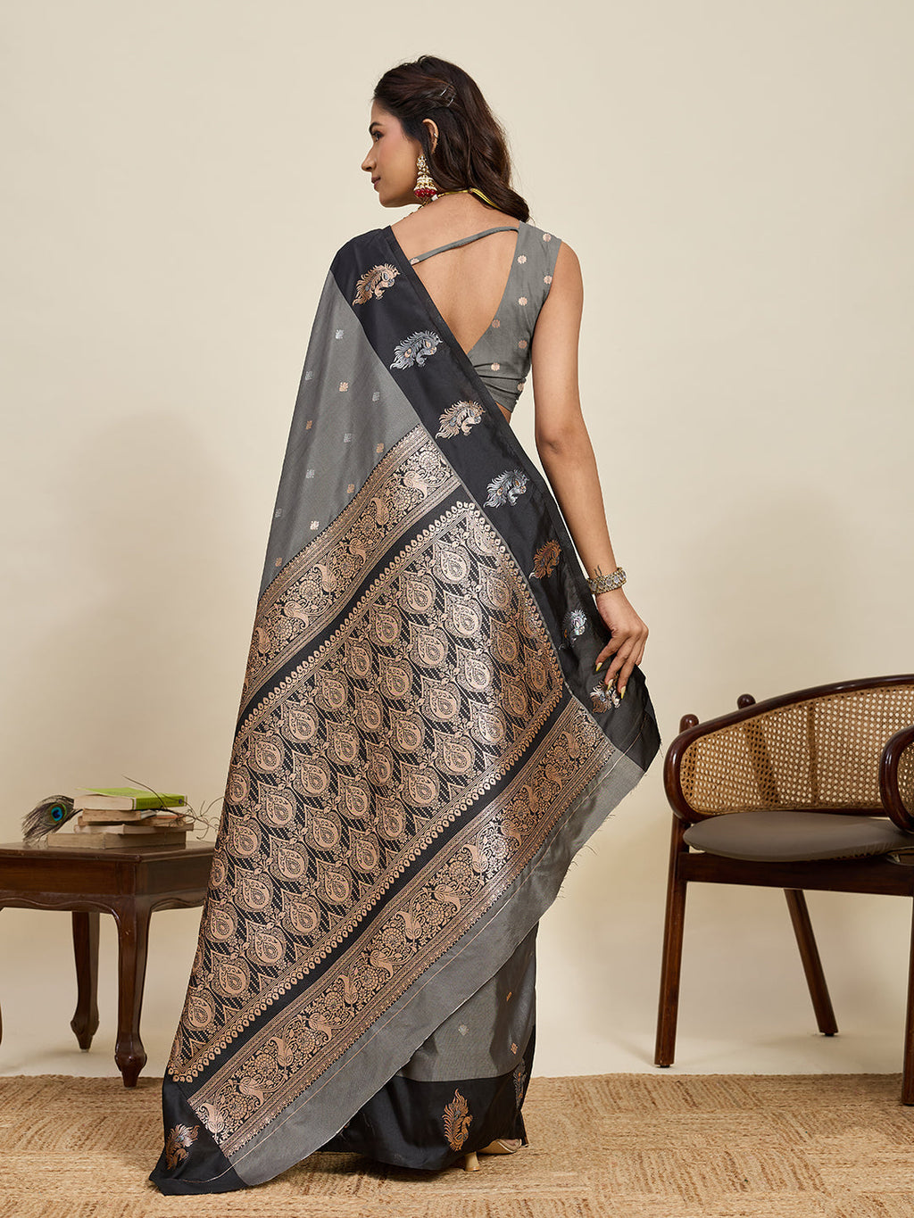 Vedant Vastram Soft Litchi Silk Banarasi Silk Jacquard Saree - Black | Grocsy