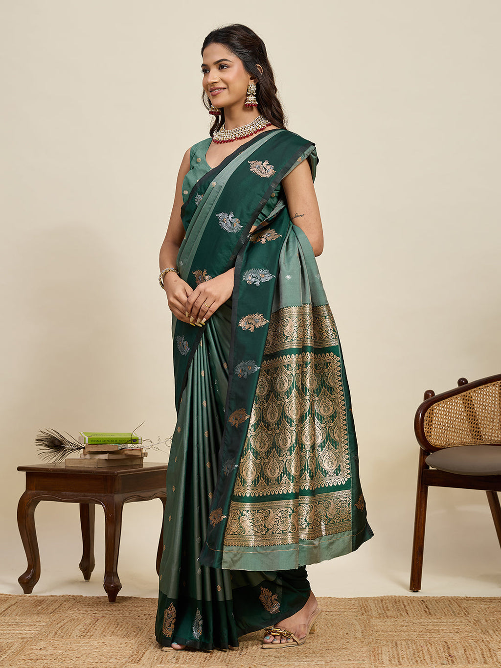 Vedant Vastram Soft Litchi Silk Banarasi Silk Jacquard Saree - Green | Grocsy