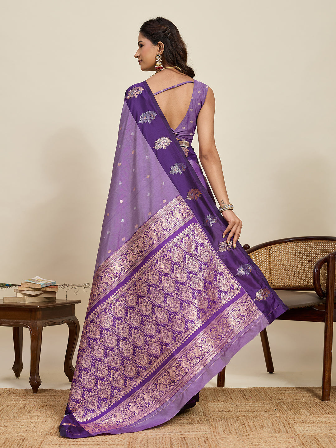 Vedant Vastram Soft Litchi Silk Banarasi Silk Jacquard Saree - Lavender | Grocsy
