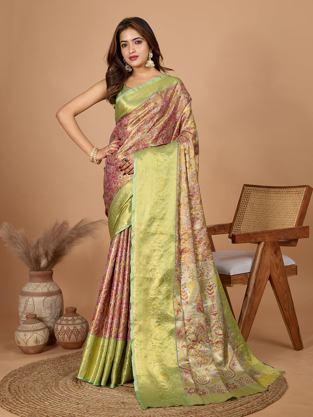 Vedant Vastram Soft Litchi Silk Kanjeevaram Silk Jacquard Saree - Magenta | Grocsy