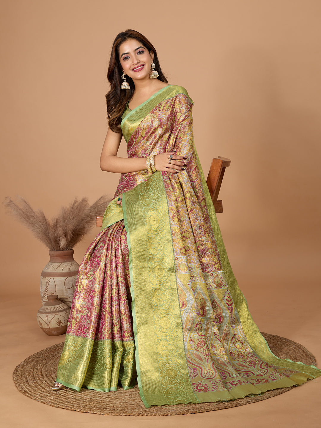 Vedant Vastram Soft Litchi Silk Kanjeevaram Silk Jacquard Saree - Magenta | Grocsy