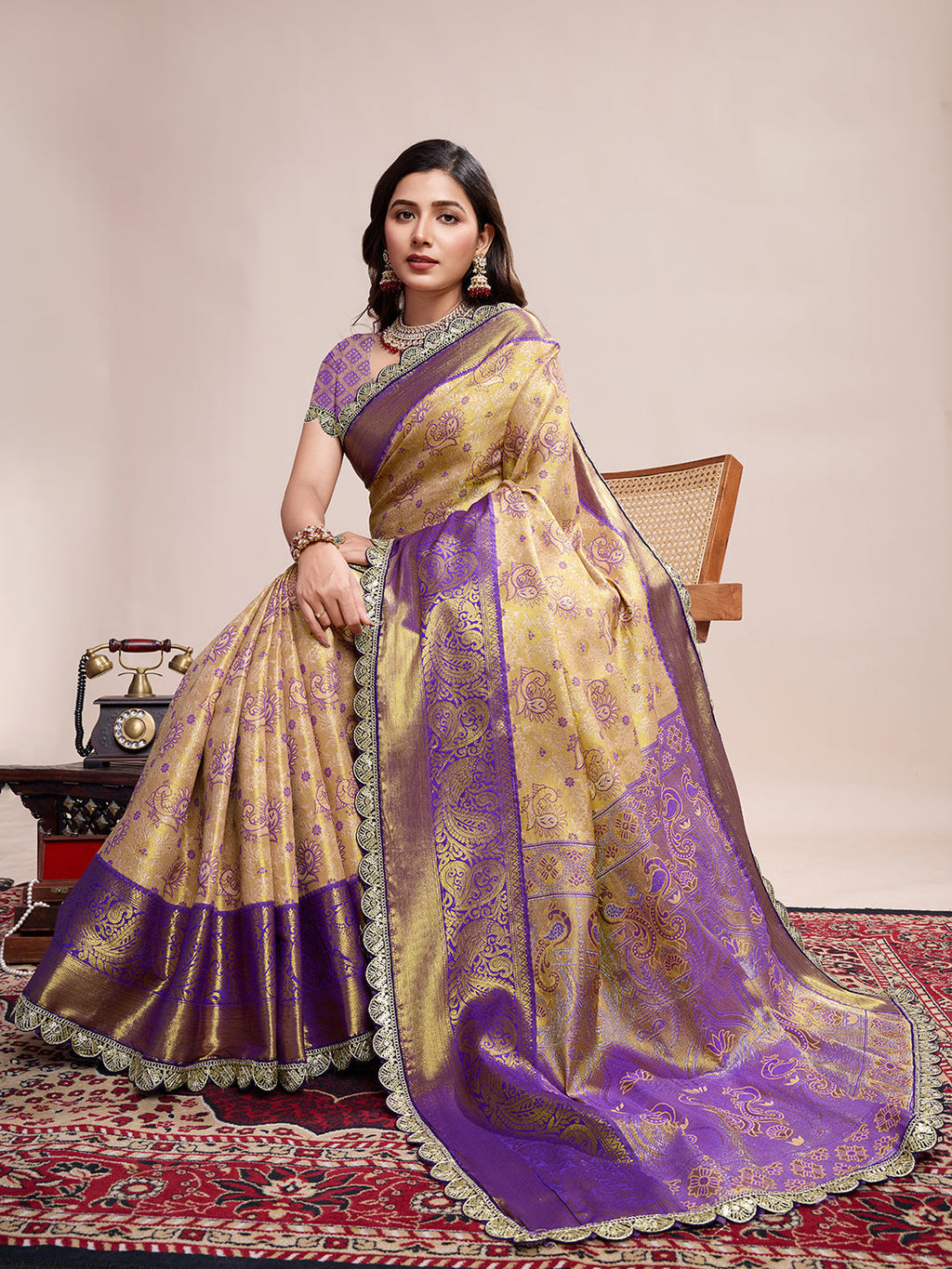 Vedant Vastram Soft Litchi Silk Kanjeevaram Silk Saree - Cream | Grocsy