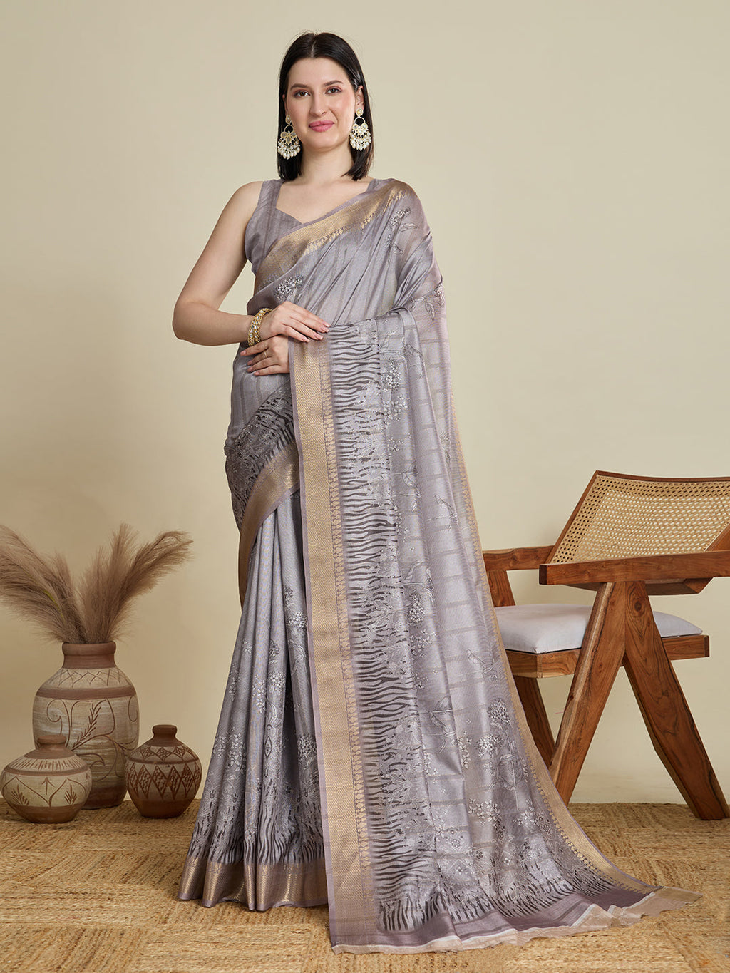 Vedant Vastram Cotton Silk Fancy Jacquard Bollywood Saree - Grey | Grocsy