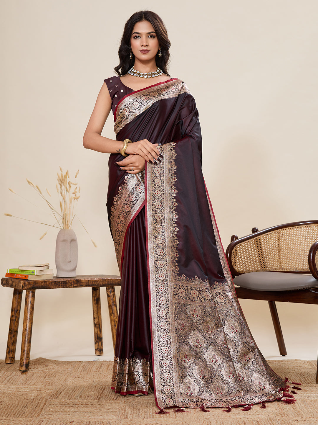 Vedant Vastram Soft Litchi Silk Banarasi Silk Jacquard Saree - Maroon | Grocsy