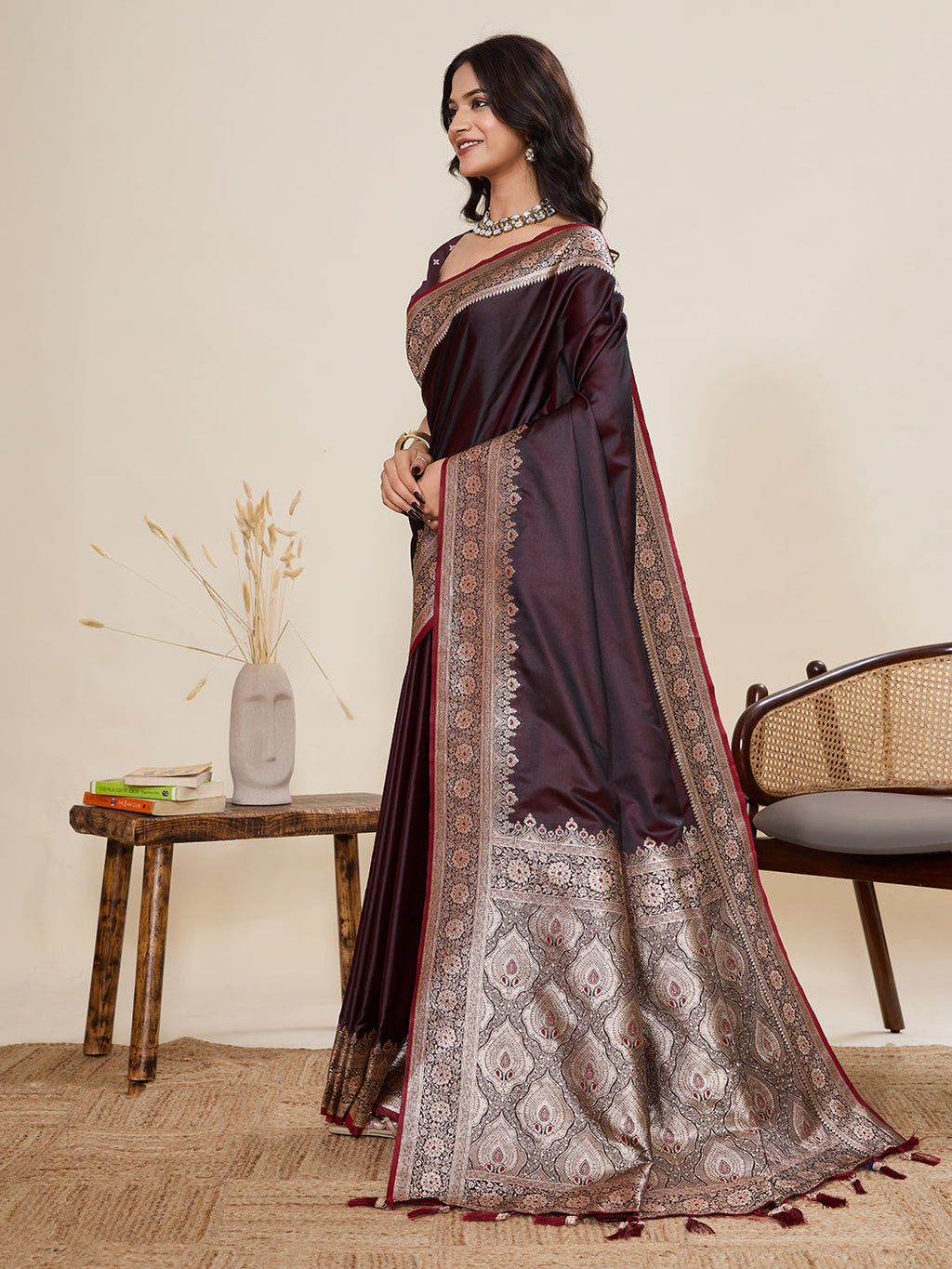 Vedant Vastram Soft Litchi Silk Banarasi Silk Jacquard Saree - Maroon | Grocsy