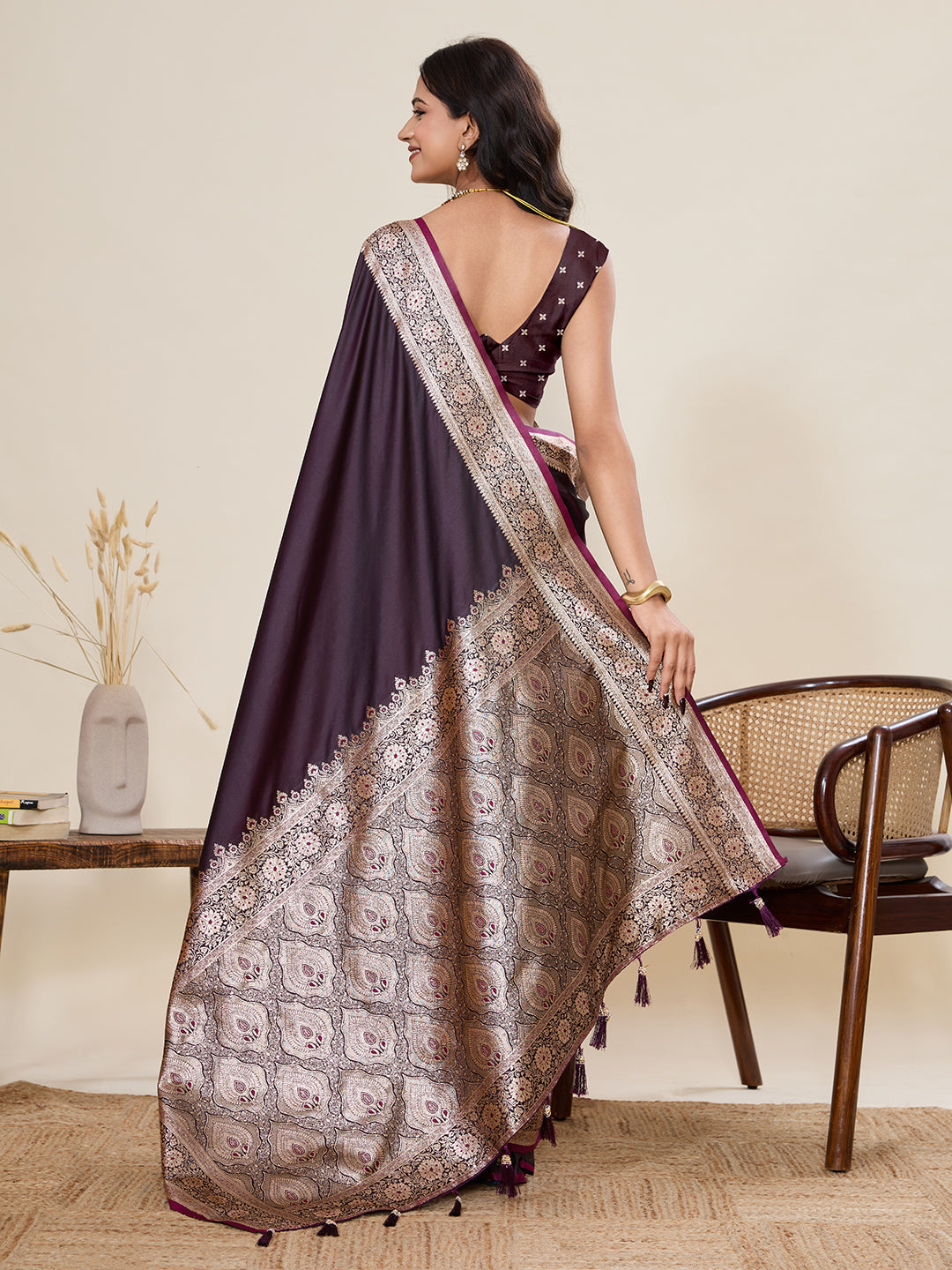 Vedant Vastram Soft Litchi Silk Banarasi Silk Jacquard Saree - Wine | Grocsy