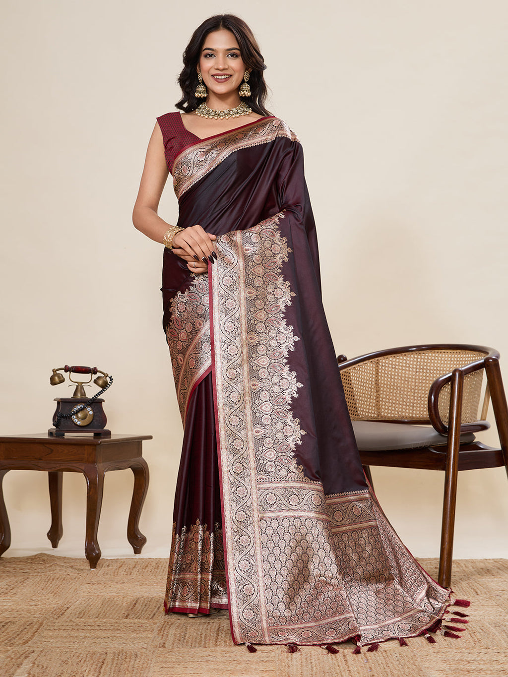 Vedant Vastram Soft Litchi Silk Banarasi Silk Jacquard Saree - Maroon | Grocsy