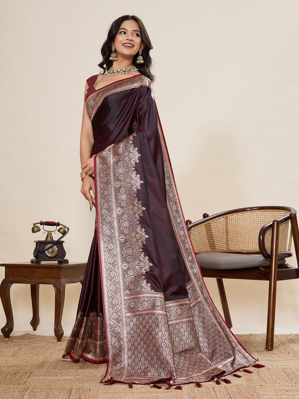 Vedant Vastram Soft Litchi Silk Banarasi Silk Jacquard Saree - Maroon | Grocsy