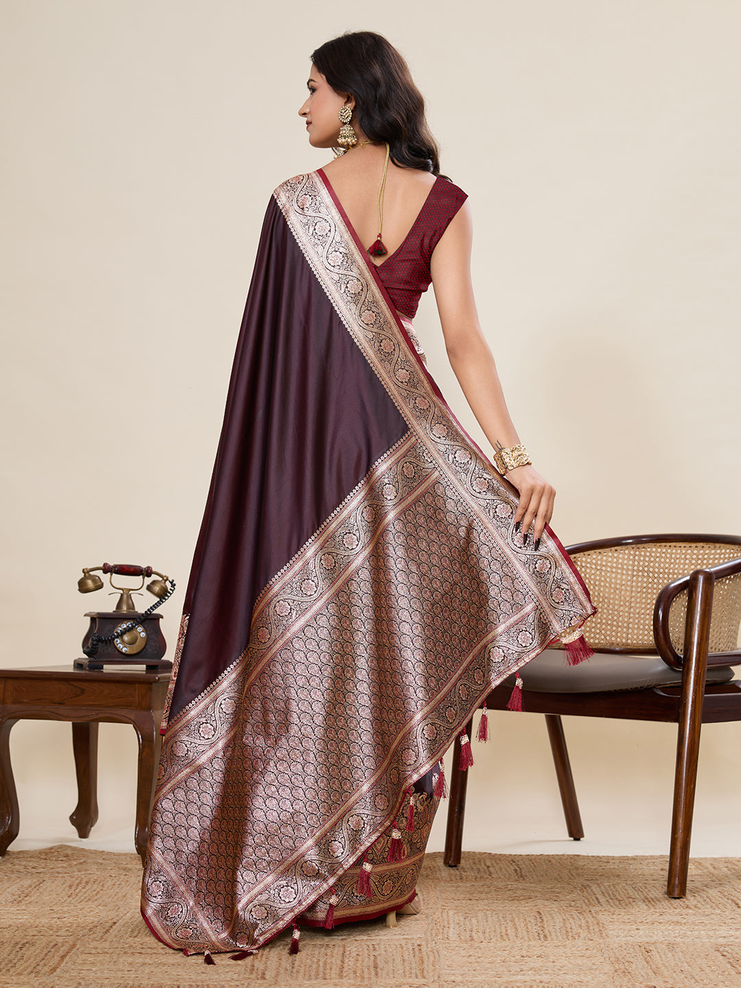 Vedant Vastram Soft Litchi Silk Banarasi Silk Jacquard Saree - Maroon | Grocsy