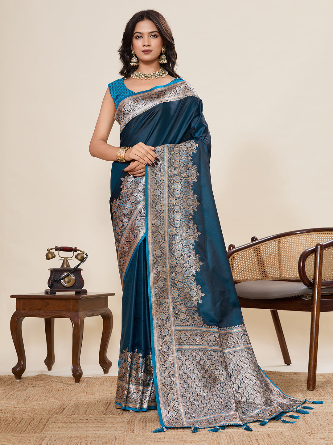 Vedant Vastram Soft Litchi Silk Banarasi Silk Jacquard Saree - Rama | Grocsy