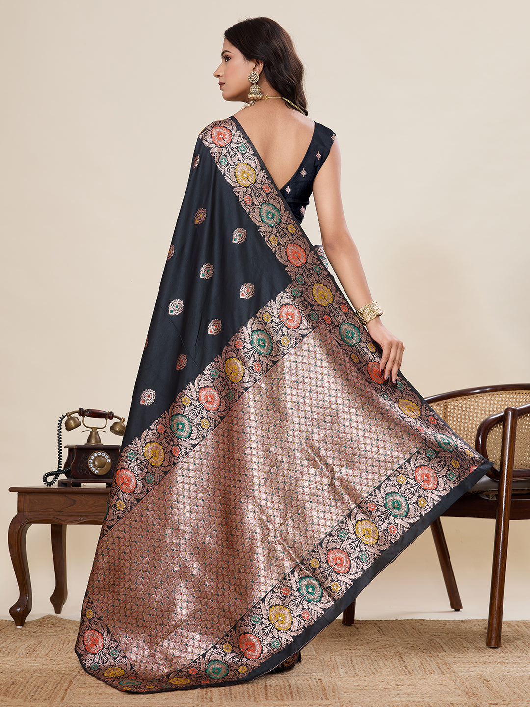 Vedant Vastram Soft Litchi Silk Banarasi Silk Jacquard Saree - Black | Grocsy