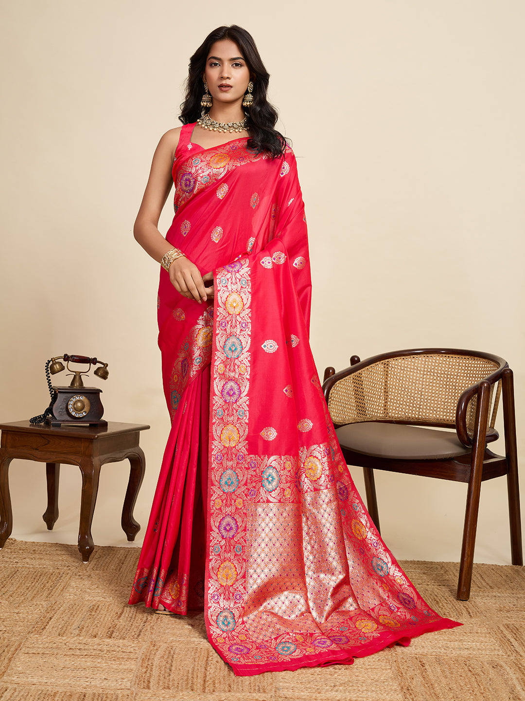 Vedant Vastram Soft Litchi Silk Banarasi Silk Jacquard Saree - Pink | Grocsy