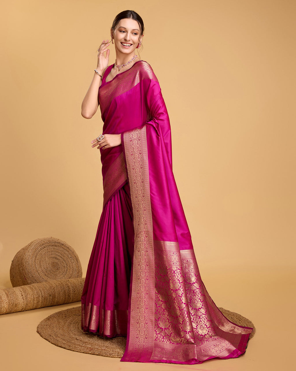 Vedant Vastram Soft Litchi Silk Banarasi Silk Saree - Magenta | Grocsy