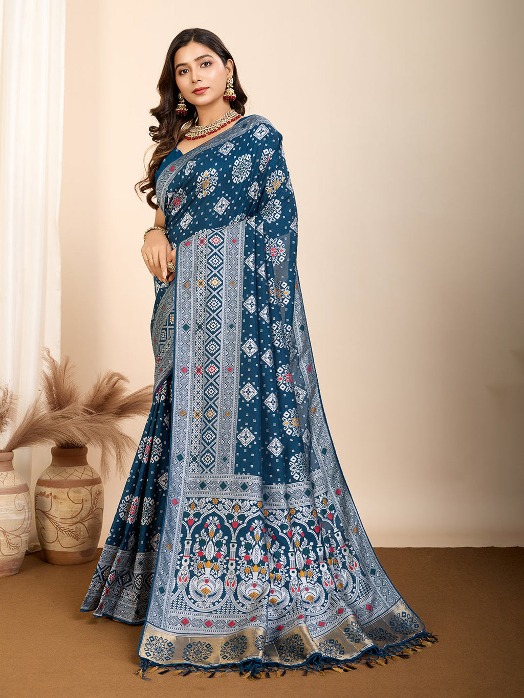 Vedant Vastram Maslin Dola Silk Kanjeevaram Silk Saree - Navy | Grocsy