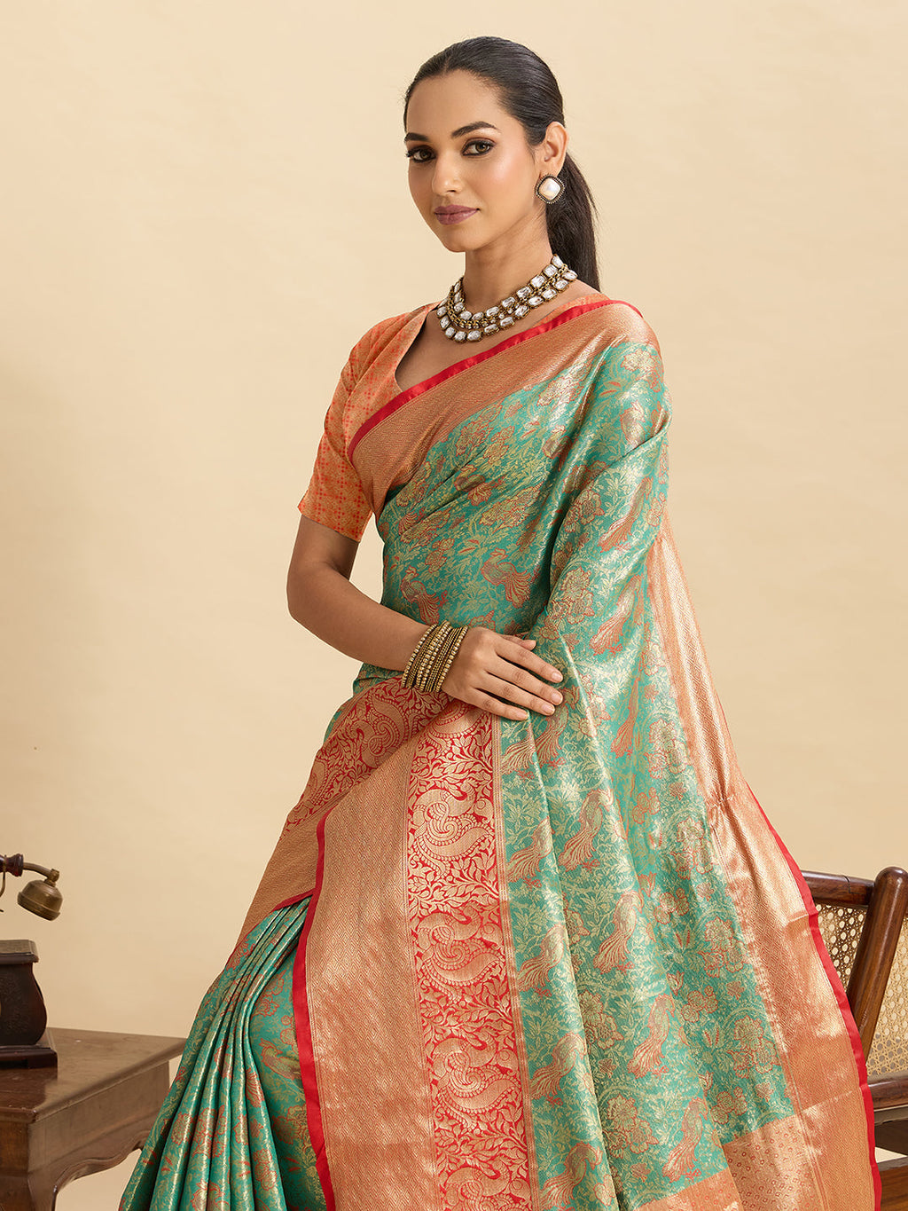 Vedant Vastram Soft Litchi Silk Kanjeevaram Silk Jacquard Saree - Green | Grocsy