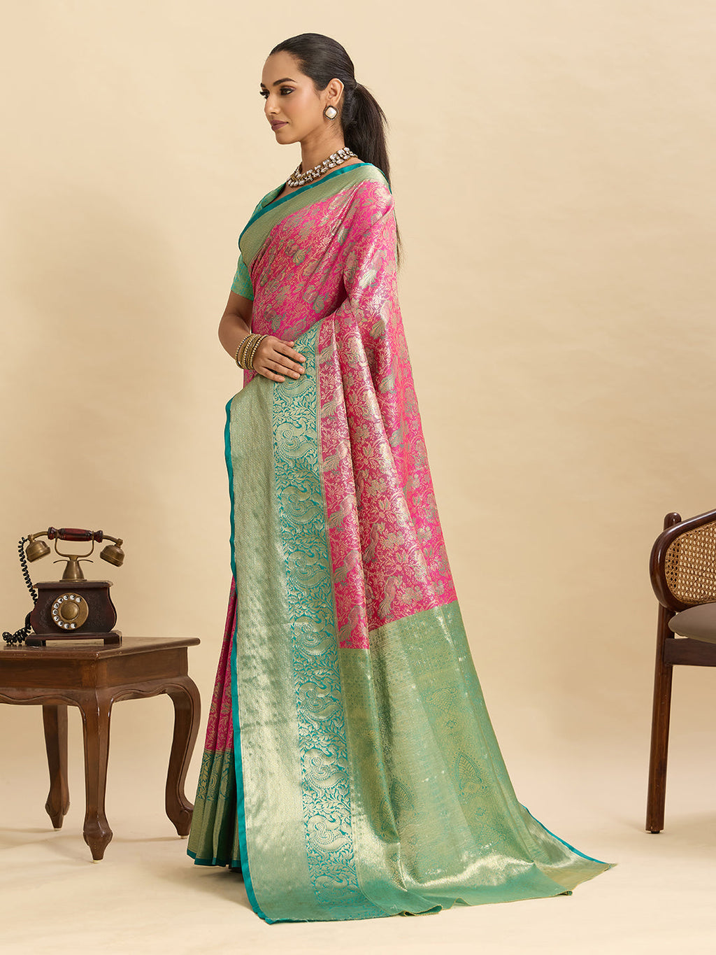 Vedant Vastram Soft Litchi Silk Kanjeevaram Silk Jacquard Saree - Peach | Grocsy