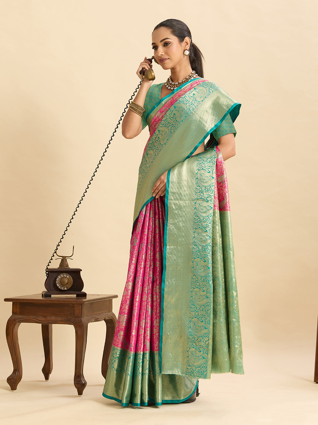 Vedant Vastram Soft Litchi Silk Kanjeevaram Silk Jacquard Saree - Peach | Grocsy