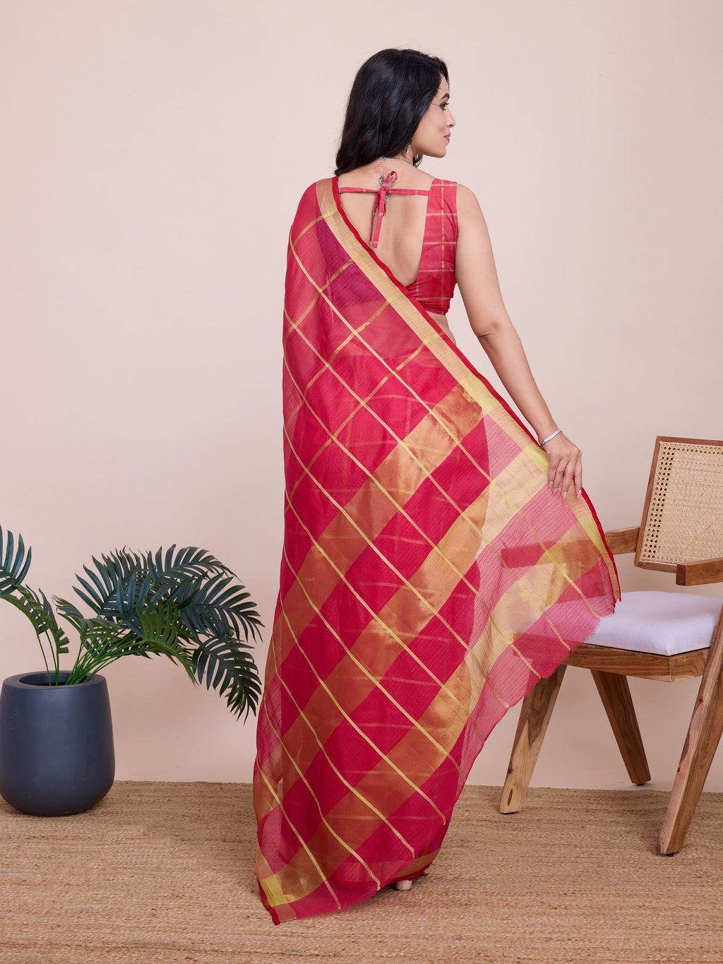 Vedant Vastram Cotton Silk Jacquard Fancy Saree - Pink | Grocsy