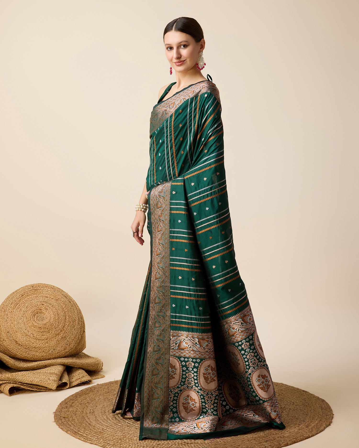 Vedant Vastram Soft Litchi Silk Banarasi Silk Saree - Green | Grocsy