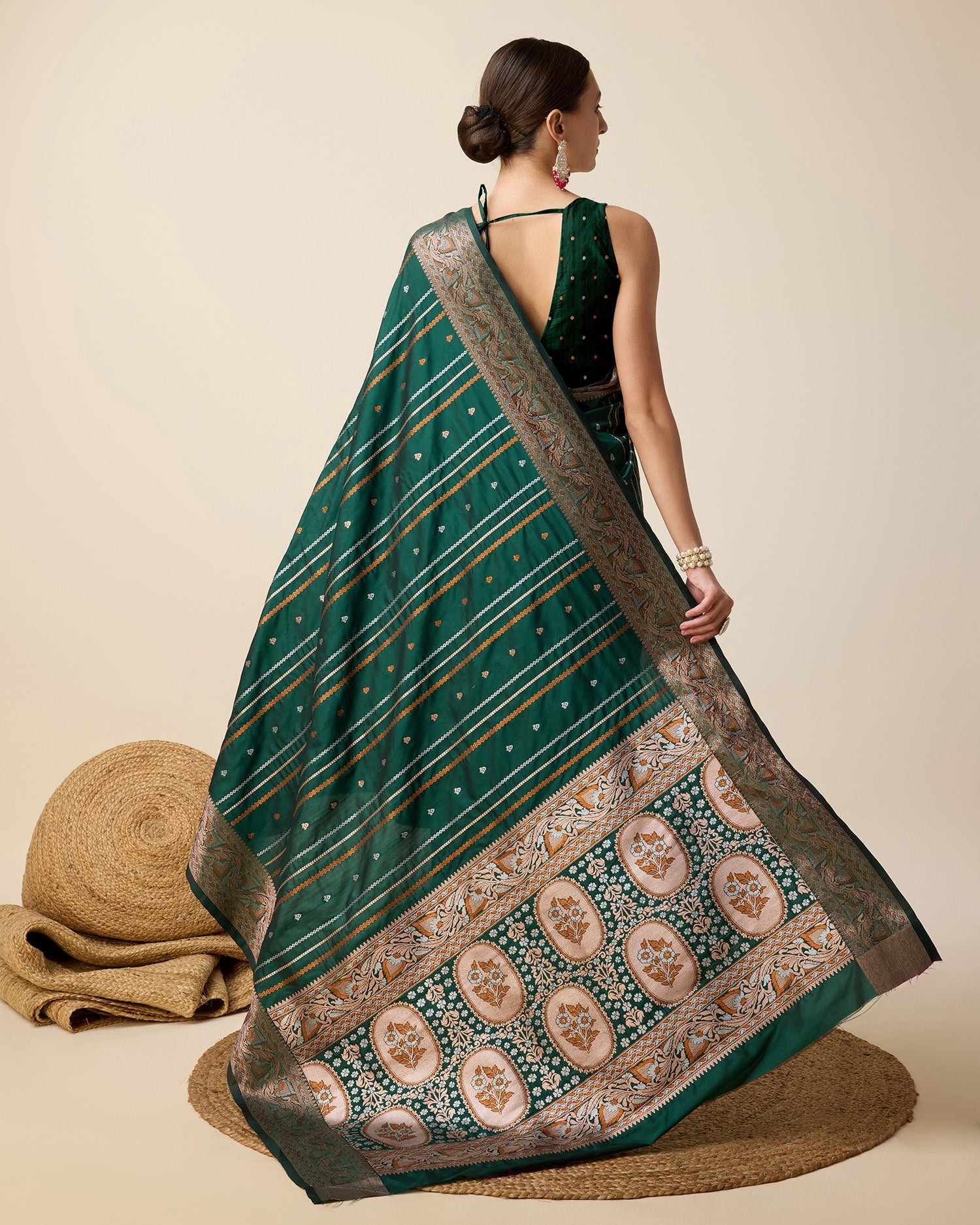 Vedant Vastram Soft Litchi Silk Banarasi Silk Saree - Green | Grocsy