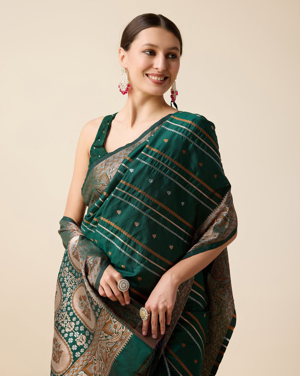 Vedant Vastram Soft Litchi Silk Banarasi Silk Saree - Green | Grocsy