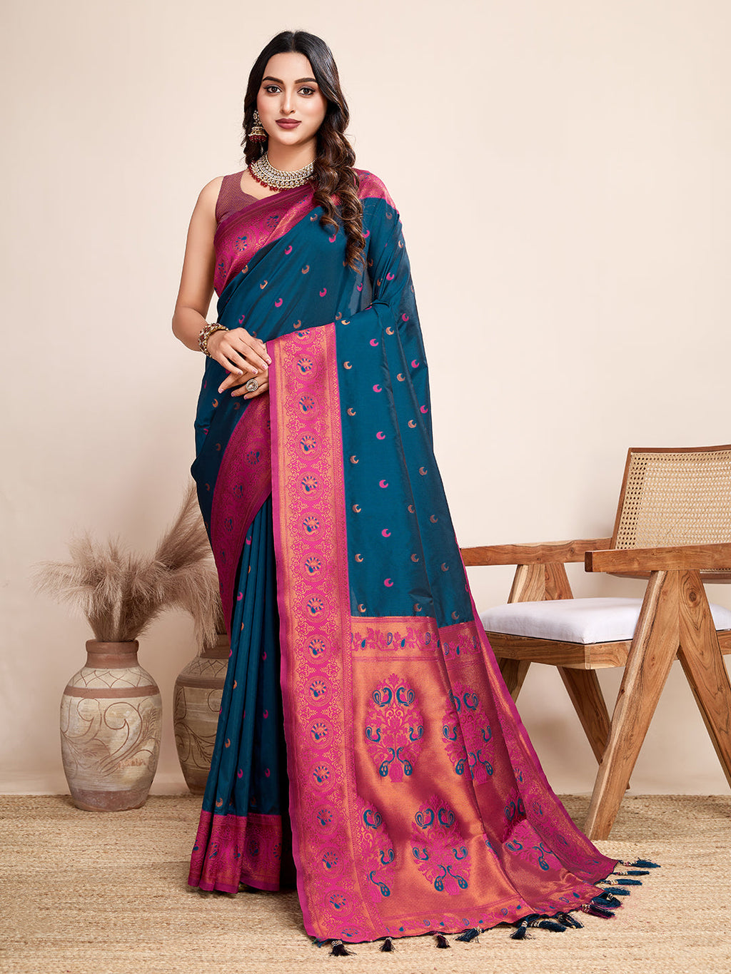Vedant Vastram Soft Litchi Silk Kanjeevaram Silk Saree - Morpich | Grocsy