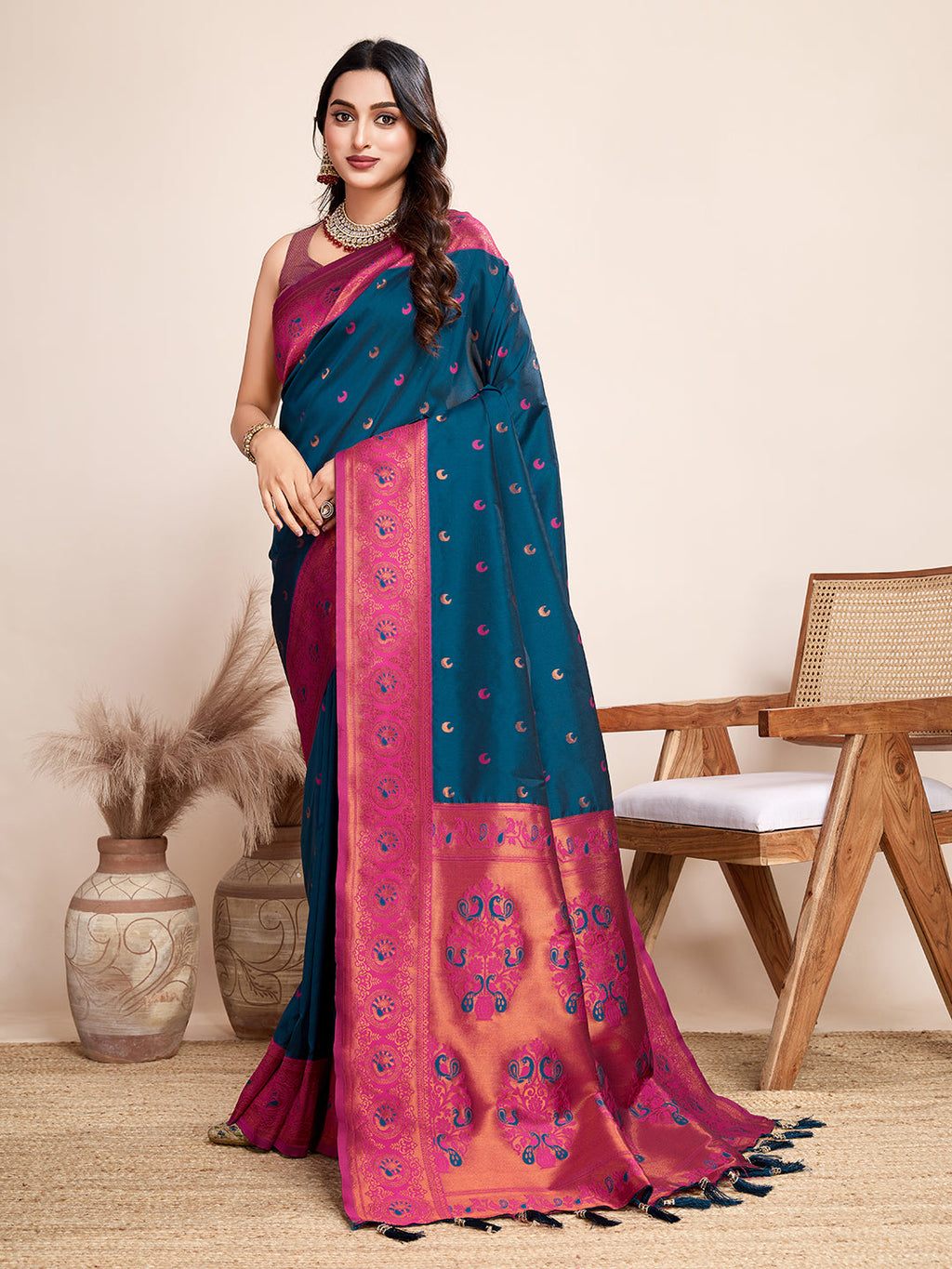 Vedant Vastram Soft Litchi Silk Kanjeevaram Silk Saree - Morpich | Grocsy