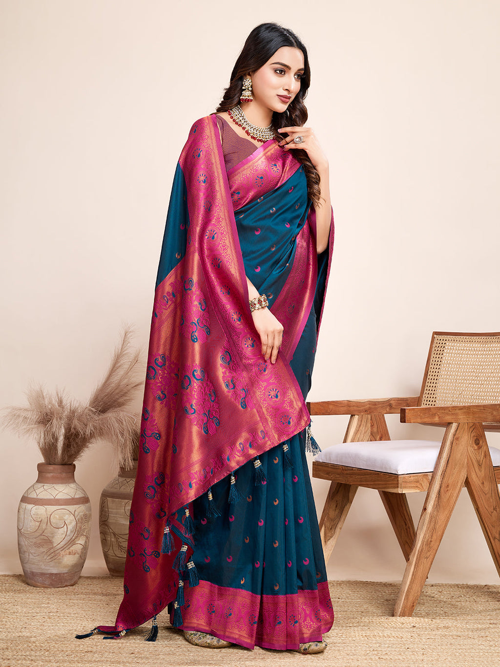 Vedant Vastram Soft Litchi Silk Kanjeevaram Silk Saree - Morpich | Grocsy