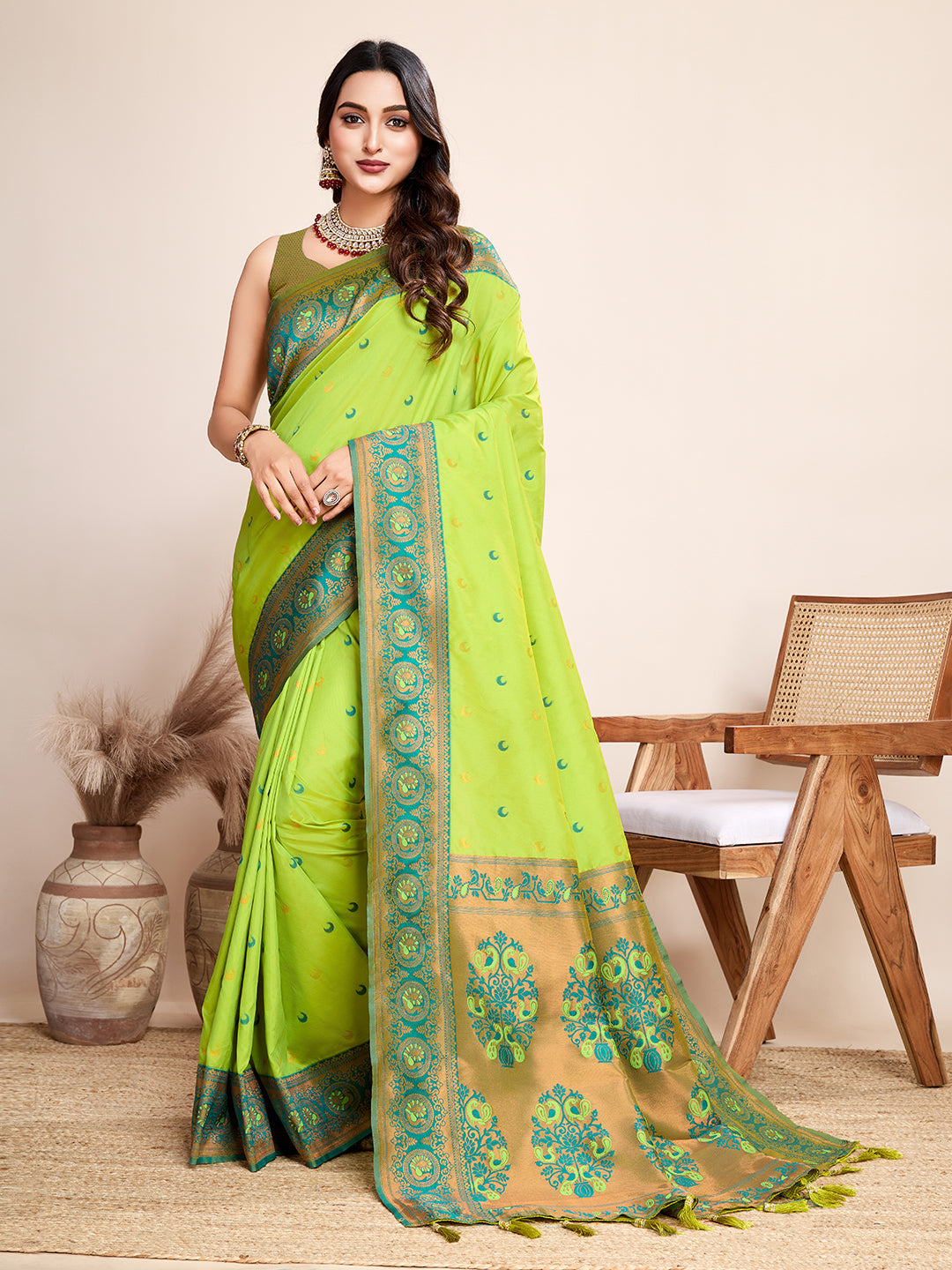 Vedant Vastram Soft Litchi Silk Kanjeevaram Silk Saree - Parrot | Grocsy