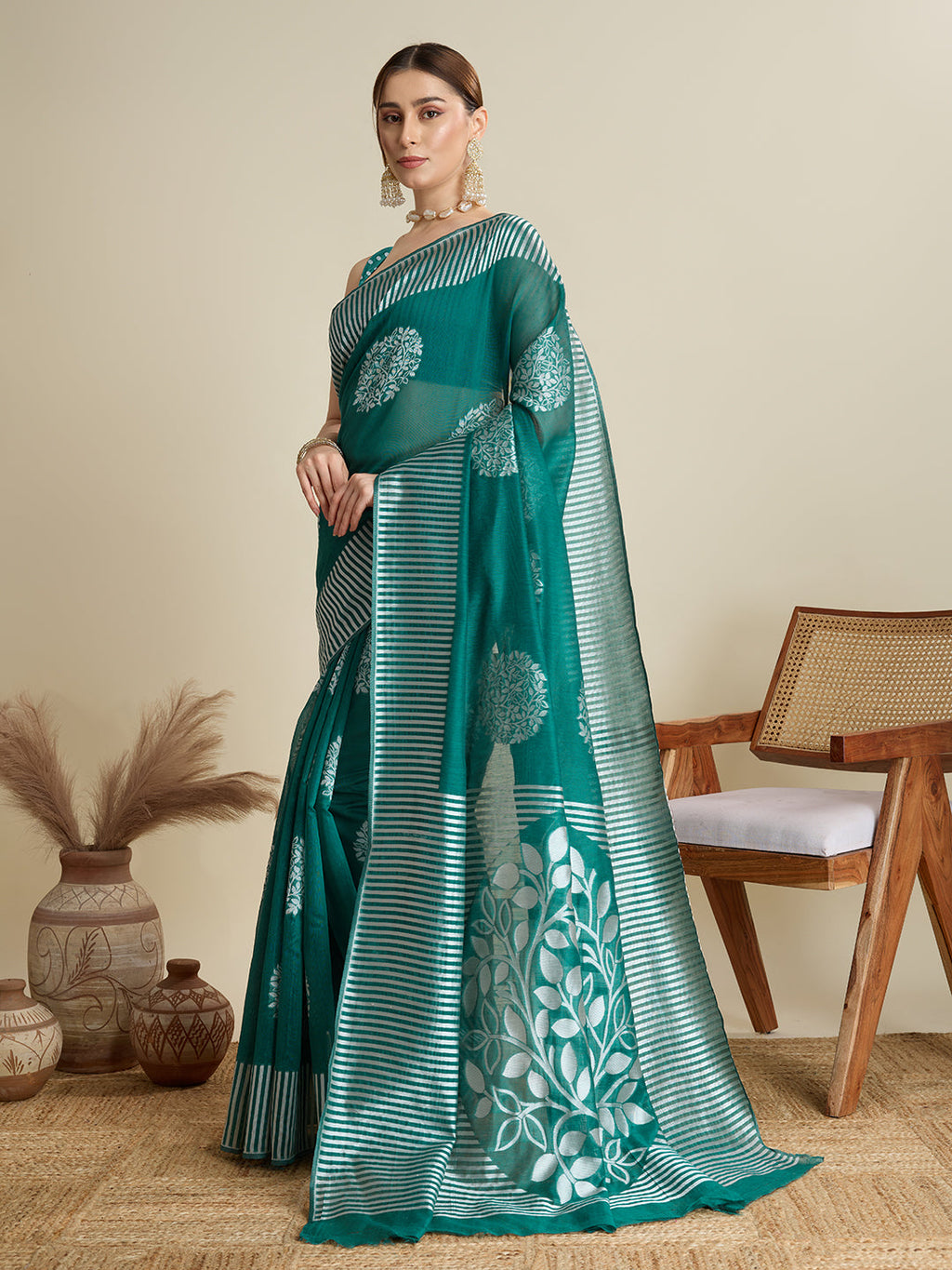 Vedant Vastram Art Silk Fancy Jacquard Saree - Green | Grocsy