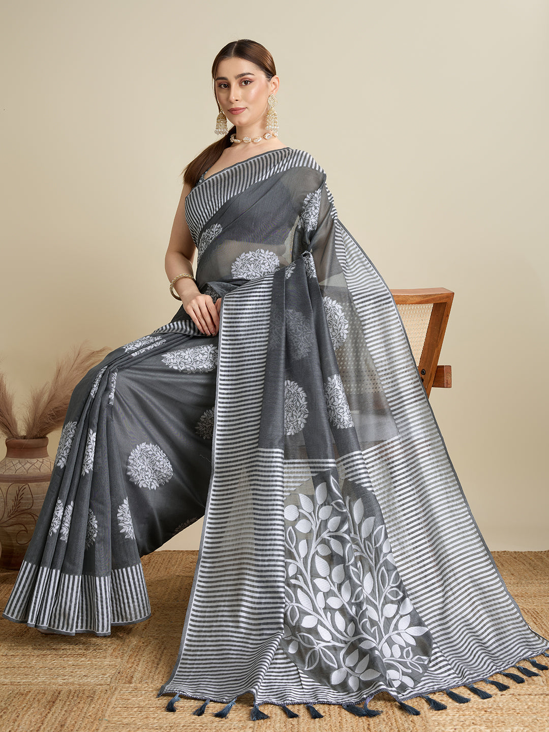 Vedant Vastram Art Silk Fancy Jacquard Saree - Grey | Grocsy