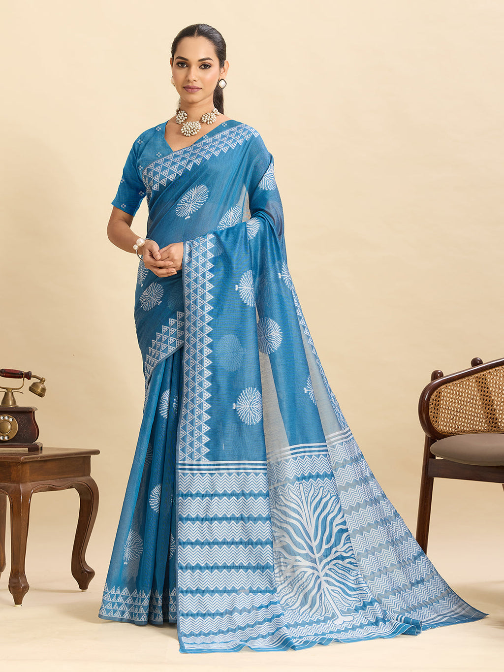Vedant Vastram Art Silk Fancy Jacquard Saree - Rama | Grocsy