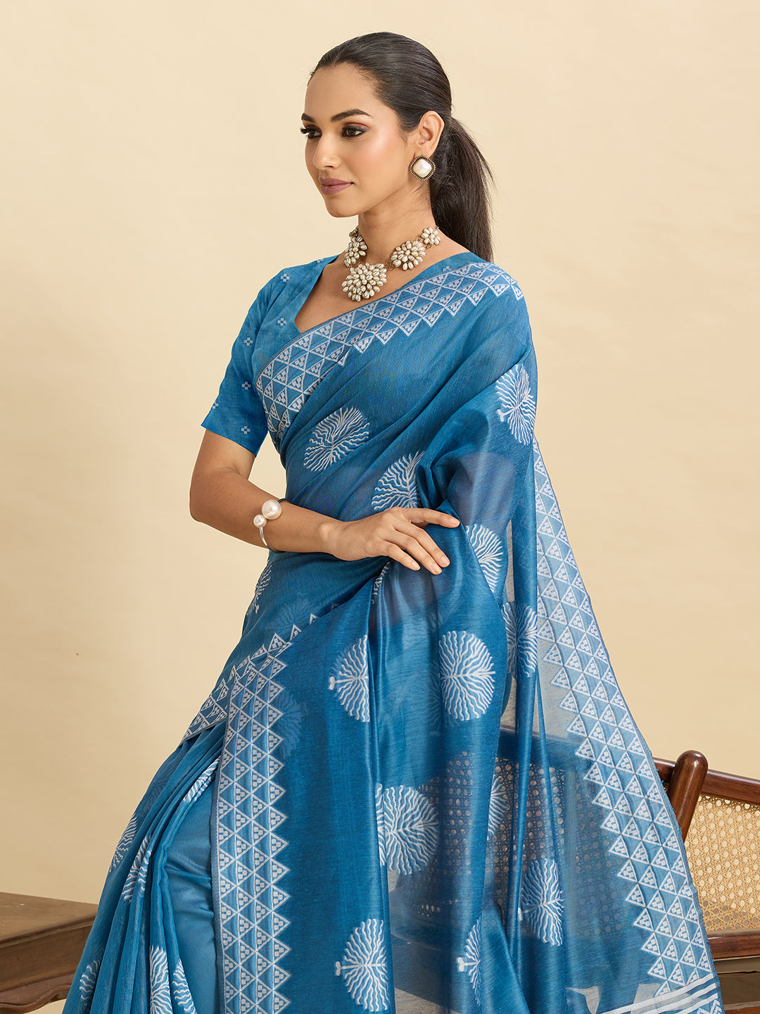 Vedant Vastram Art Silk Fancy Jacquard Saree - Rama | Grocsy