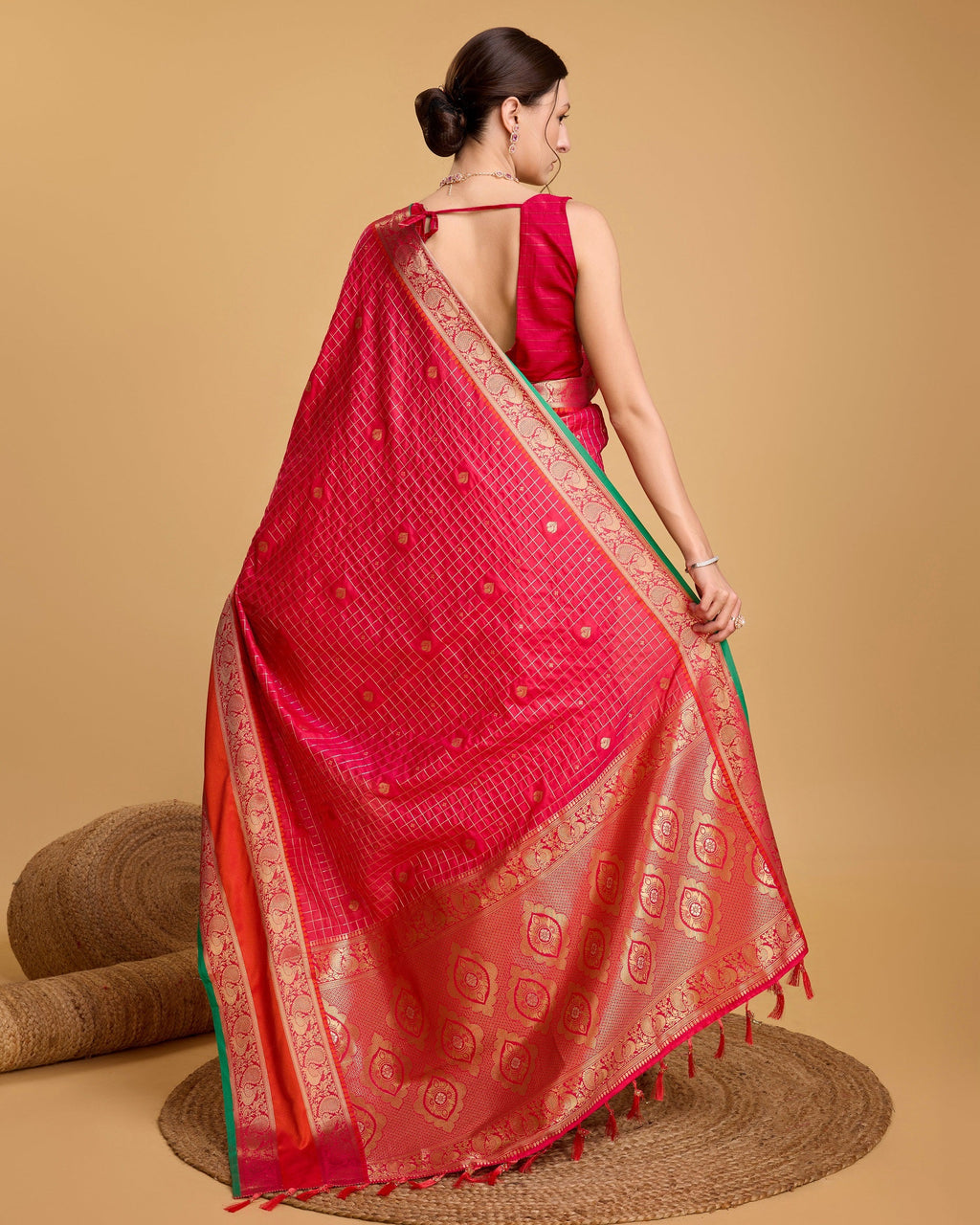Vedant Vastram Soft Litchi Silk Banarasi Silk Saree - Pink | Grocsy
