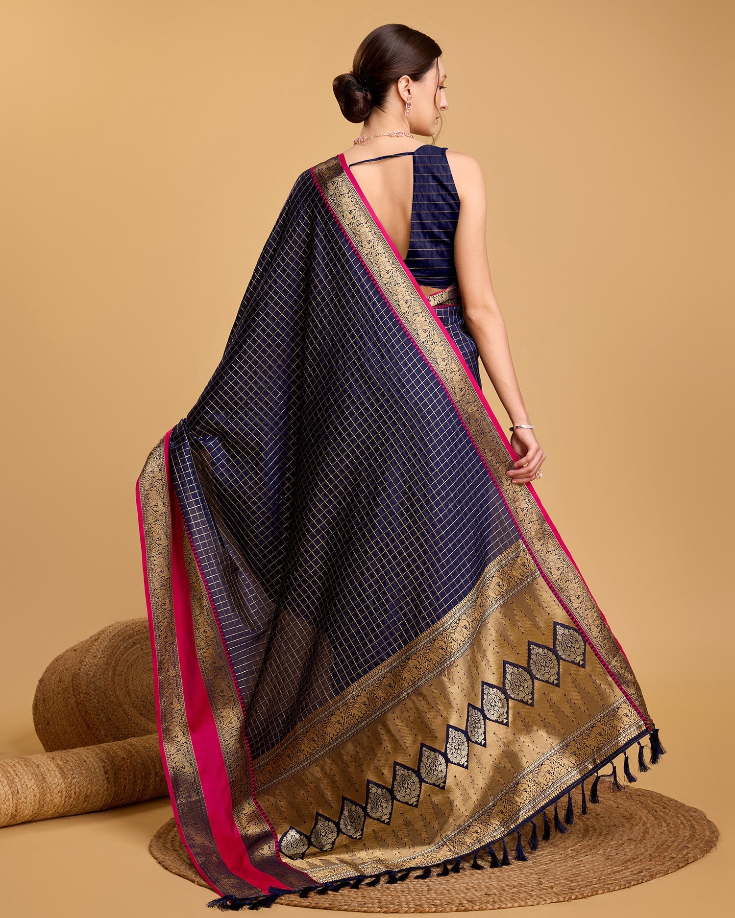 Vedant Vastram Soft Litchi Silk Banarasi Silk Saree - Navy | Grocsy