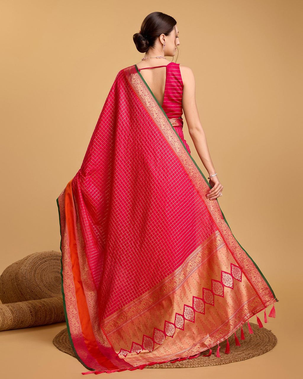 Vedant Vastram Soft Litchi Silk Banarasi Silk Saree - Pink | Grocsy